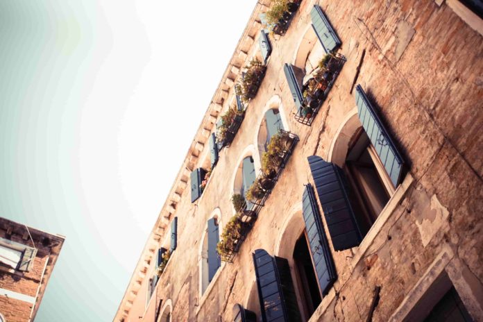 Spese condominiali straordinarie: chi paga tra nuovo e vecchio ... Manutenzione straordinaria condominio